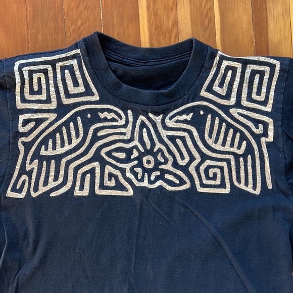 Cool vintage Panama tee black with gold inlay designs at chest and sleeves Large - Picture 2 of 5